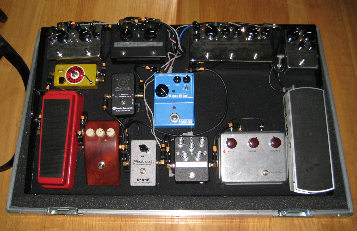 Pedalboard September 2008.JPG